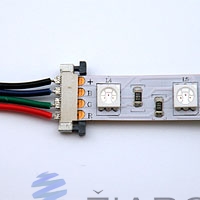 Vložte LED pásik do konektora
