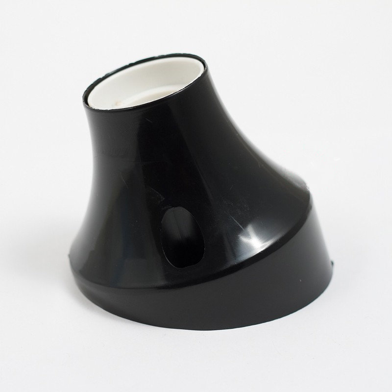 Šikmá stropná a nástenná objímka z termoplastu, E27, čierna farba (1)