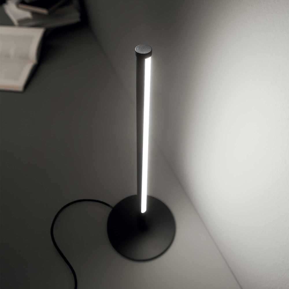 Stolová LED lampa YOKO TL s vypínačom v čiernej farbe | Ideal Lux.