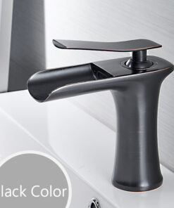 Alternative view of Moderná vodovodná batéria s vodopádom v niekoľkých prevedeniach