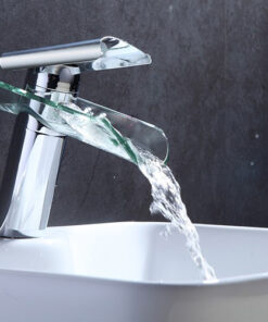 Dizajnová vodovodná batéria s chrómovým povrchom