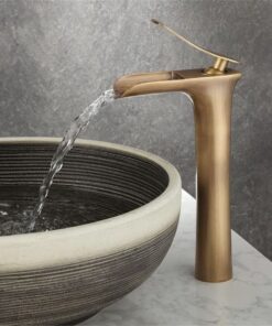 Alternative view of Vysoká umývadlová vodopádová batéria v antickom prevedení