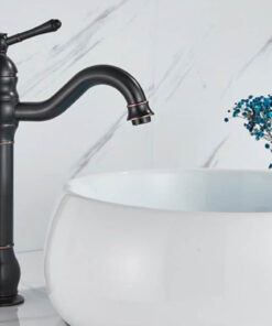 Vysoká vintage vodovodná batéria - matná čierna