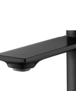 Alternative view of Moderná nízka vodovodná batéria v čiernej farbe