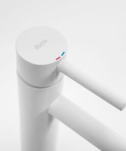 Alternative view of Nízka umývadlová batéria s ohnutým výtokom v lesklej bielej farbe