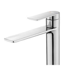 Alternative view of Moderná vysoká vodovodná batéria v chrómovej farbe